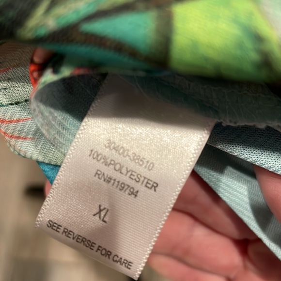 One World Too - Picture 4 of 6